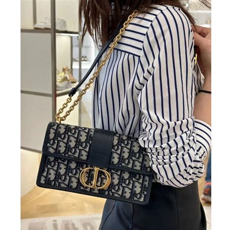 dior 30 montaigne bag|dior 30 montaigne east west.